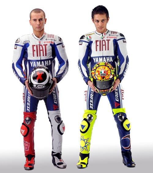 Lorenzo και Rossi φωτογραφίζονται με τα κράνη τους:  X-lite γα τον ένα, πιστός στην AGV ο άλλος